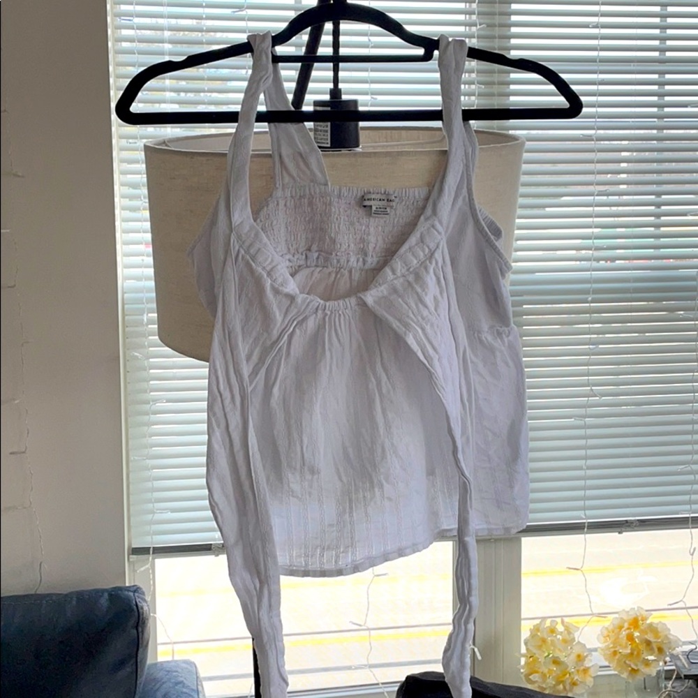 White American Eagle summer shirt